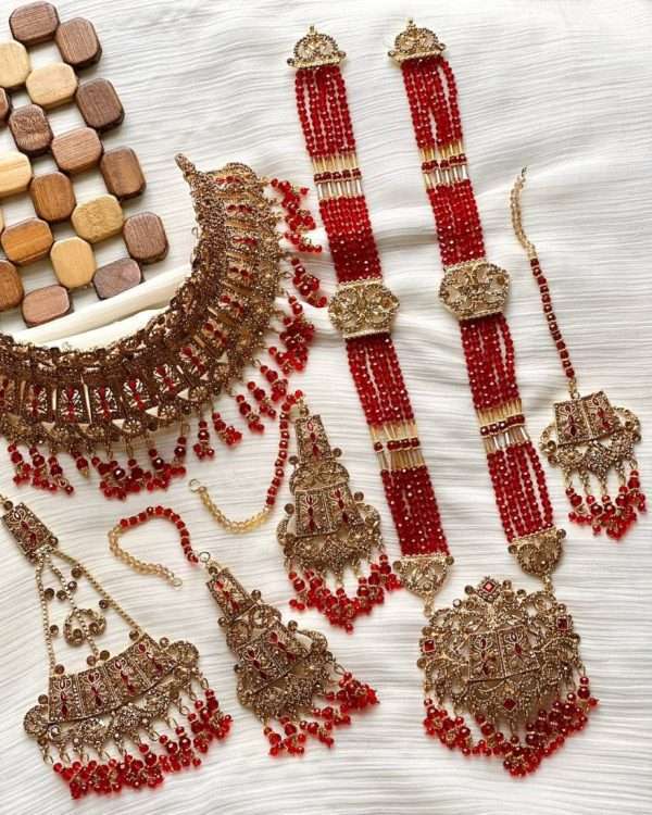 Gorgeous Bridal Set