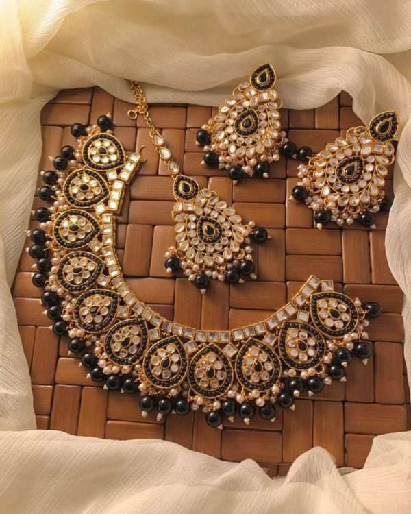 Beautiful Kundan Bridal Necklace