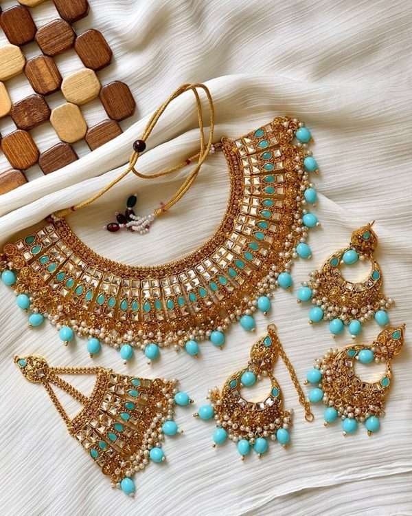 Beautiful Fine Quality Necklace Set