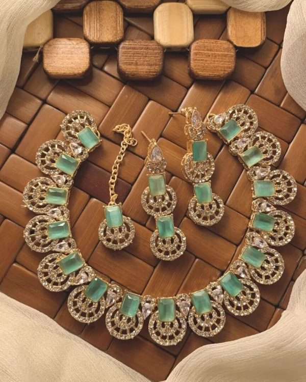 Zircon Necklace Set